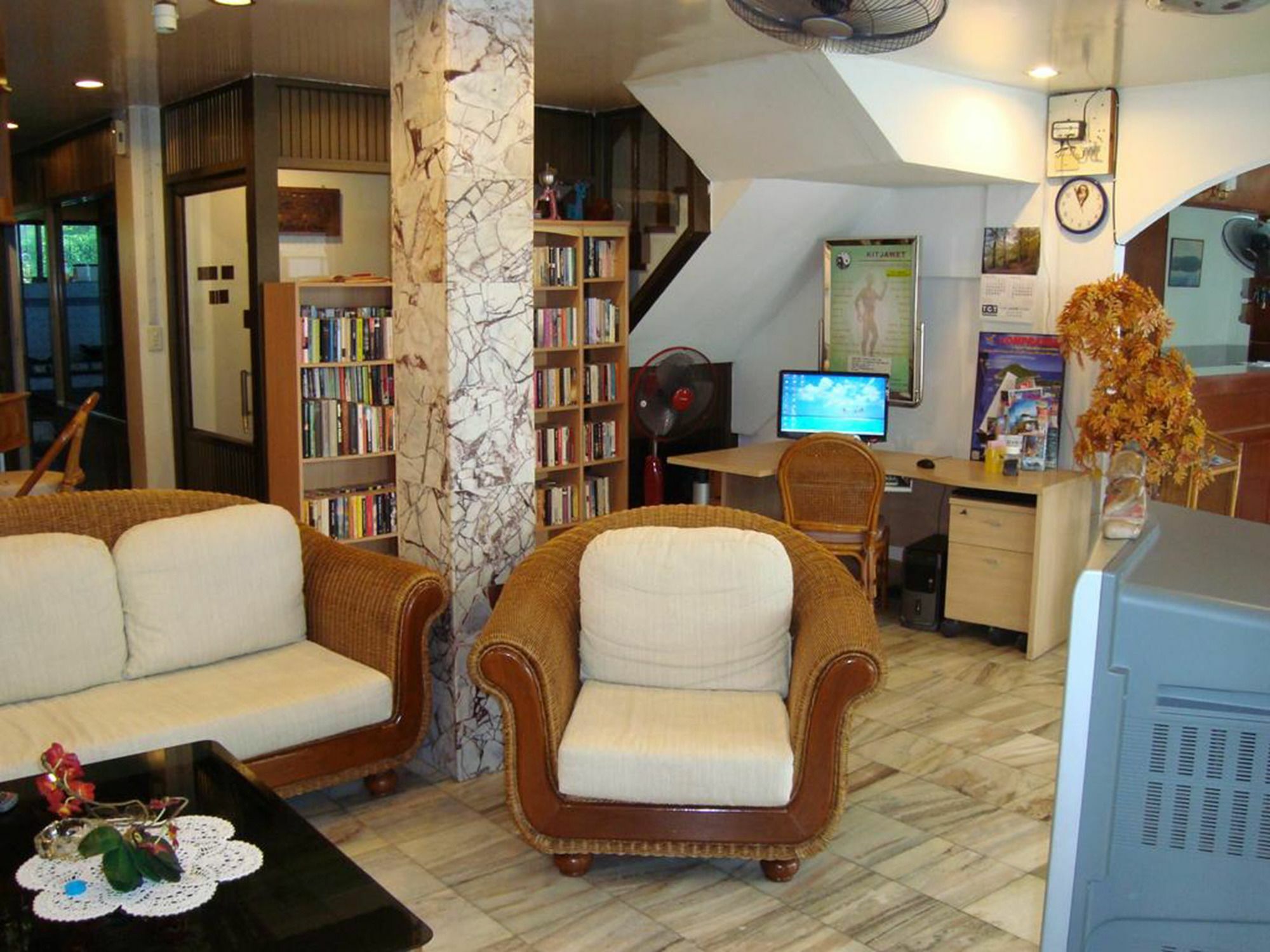 A&B Hotel Хуахін Екстер'єр фото